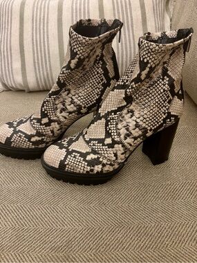 Vince Camuto Snake-Print Block Heel Ankle Boots - Black & Cream